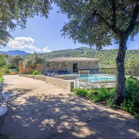 San Quilico - Maison Climatisee Piscine Vue *