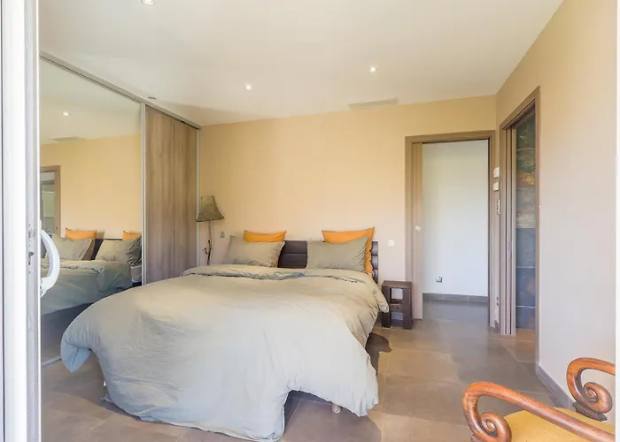 San Quilico - Maison Climatisee Piscine Vue Aregno