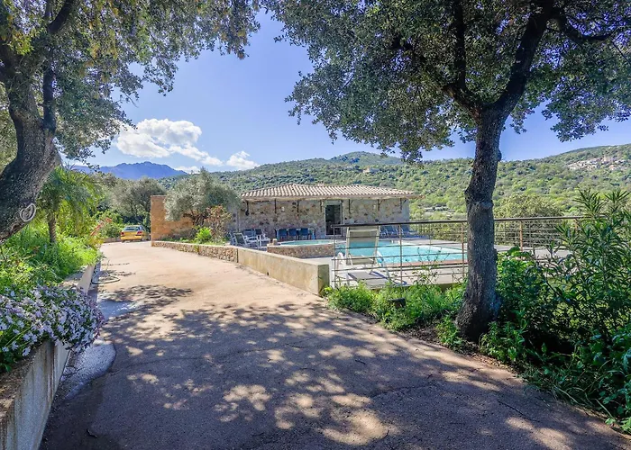 San Quilico - Maison Climatisee Piscine Vue *